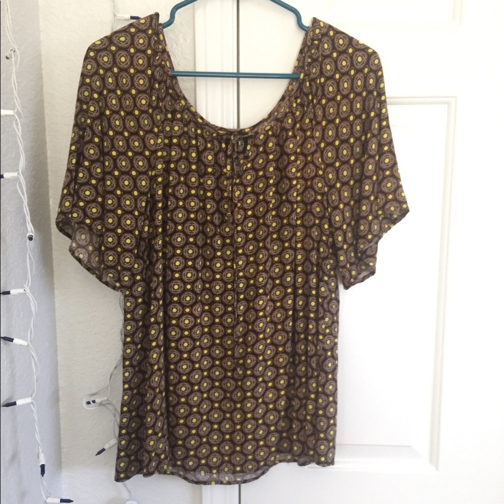 Yellow & brown cute top